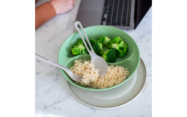 Koziol Connect Separee Menüteller Mit Deckel 1,5 Liter Nature Coral 6 Koziol Connect Separee Menüteller Mit Deckel 1,5 Liter Nature Coral – Bild 4