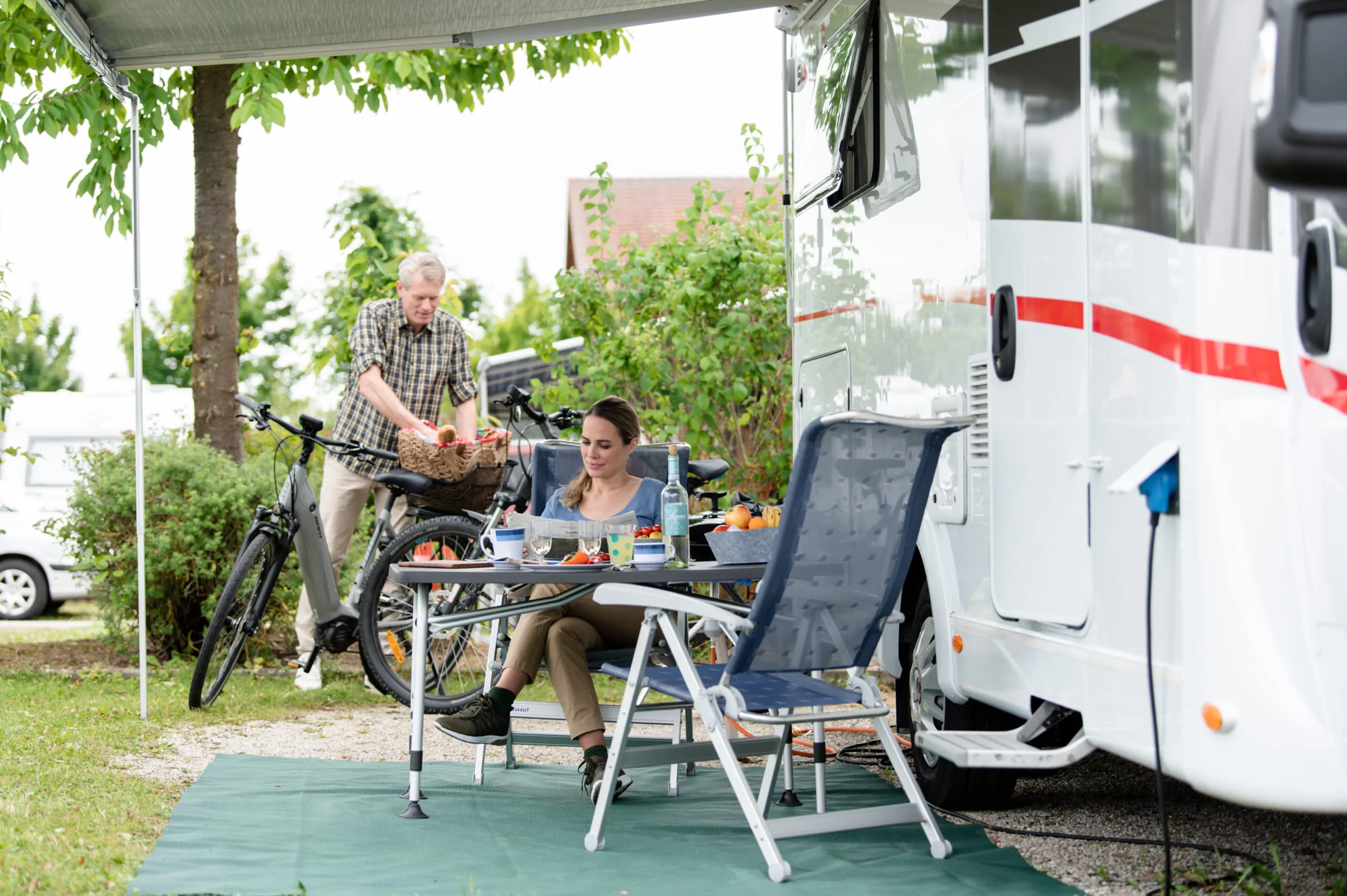 Camping-Haushalt Verkaufs 1 Camping-Haushalt Verkaufs -Camping-Haushalt Verkaufs campinginsel campingbedarf campingzubehoer bad fuessing wohmobil scaled 1